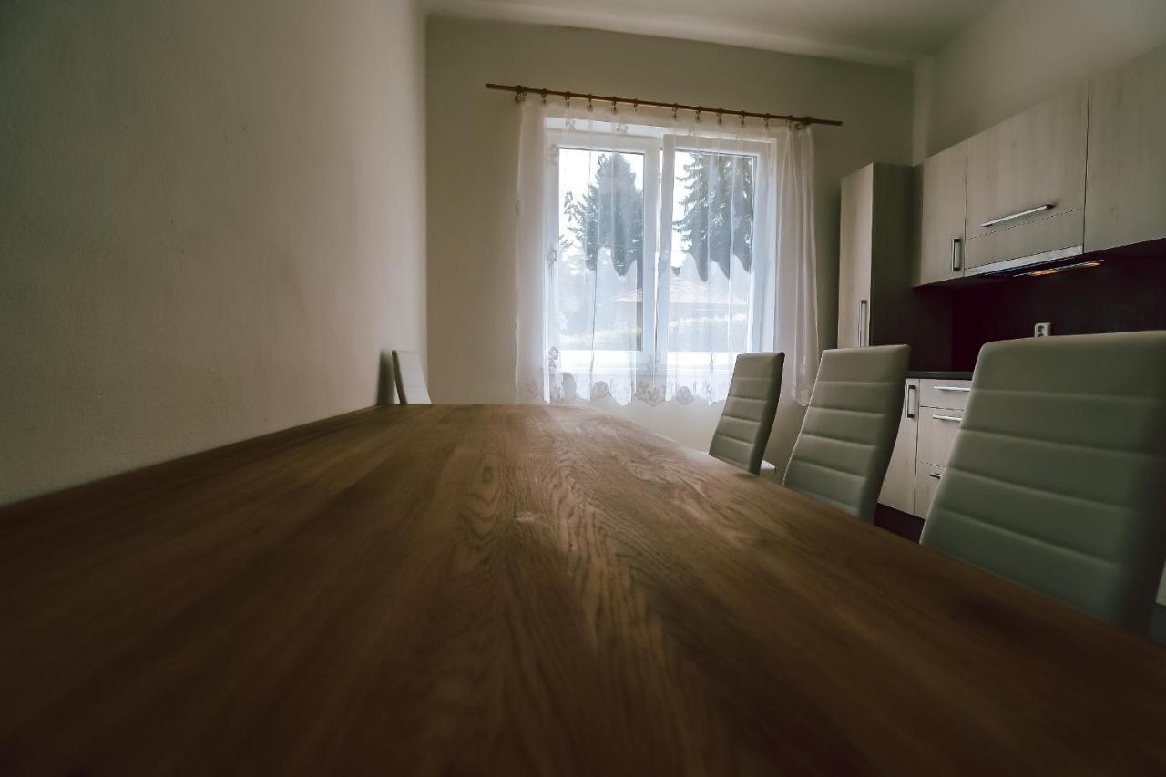 Chaty A Apartmany Hracholusky Kemp Kosatka Pnovany Exterior foto