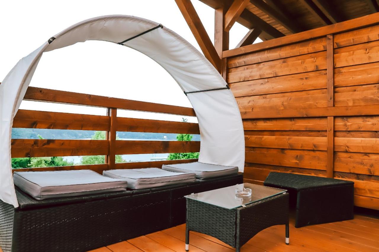 Chaty A Apartmany Hracholusky Kemp Kosatka Pnovany Exterior foto