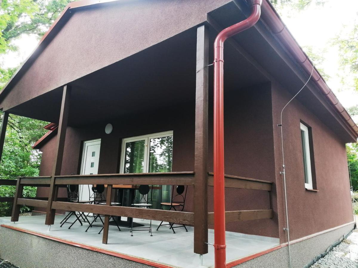 Chaty A Apartmany Hracholusky Kemp Kosatka Pnovany Exterior foto