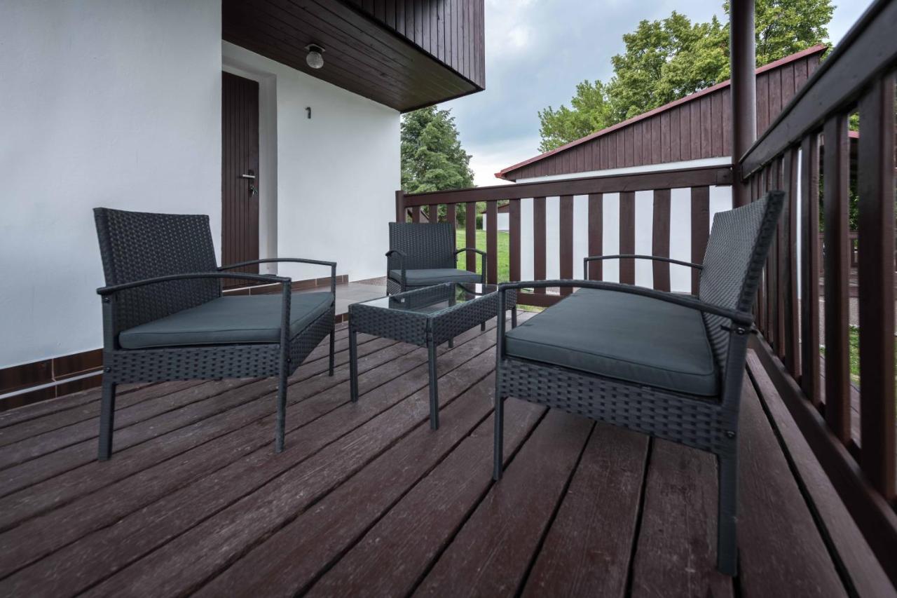 Chaty A Apartmany Hracholusky Kemp Kosatka Pnovany Exterior foto